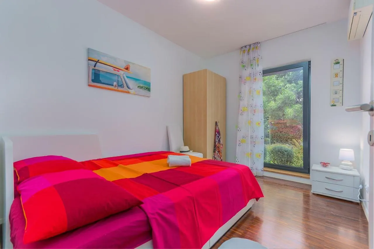 Apartment Lella Rovinj 0*,
